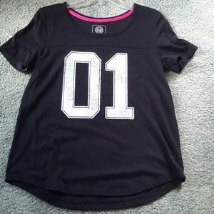 Medium baseball type tee